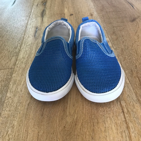 🦊 Gymboree Perforated Slip On Sneakers - Picture 2 of 6